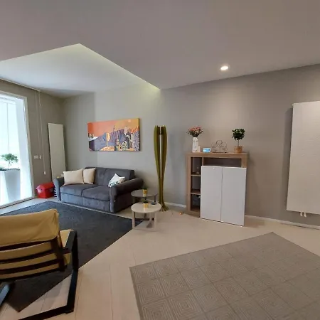 Von Platen * Syrakusa