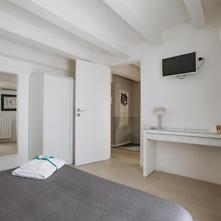 Von Platen Lägenhet Syrakusa