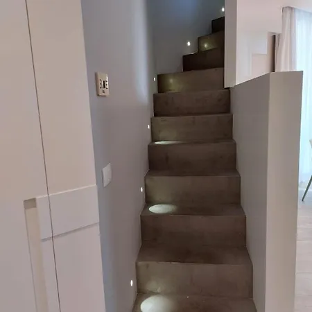 Von Platen Apartment *