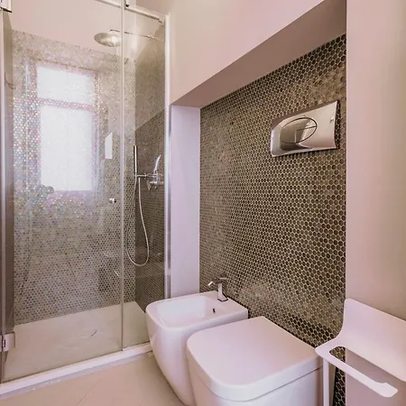 Von Platen Apartment *